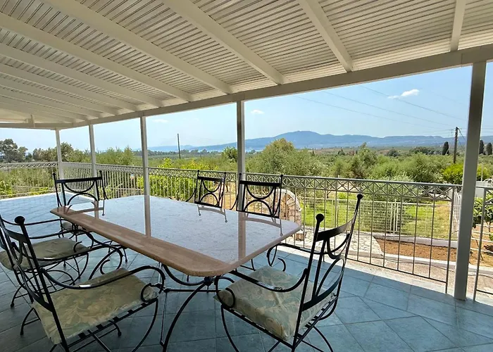 Elysian Retreat Messíni